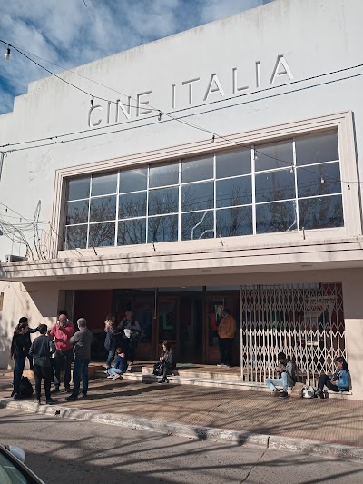 Centro Cultural Municipal Poeta Enrique Uzal