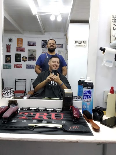 Barbería Y Peluquería PeluQarte