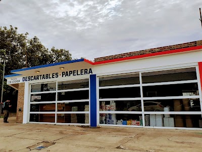 Descartables y papeleria