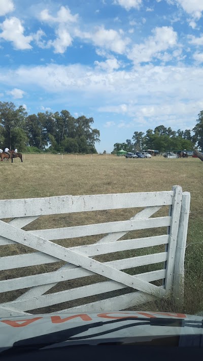 campo de destrezas criollas URDAMPILLETA