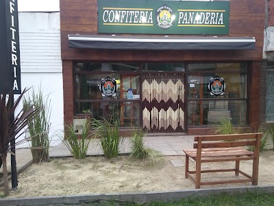 Molino's panaderia y confiteria