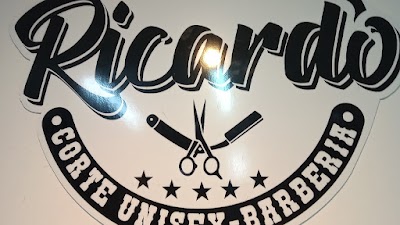 EX RICARDO coiffeur peluqueria y barberia