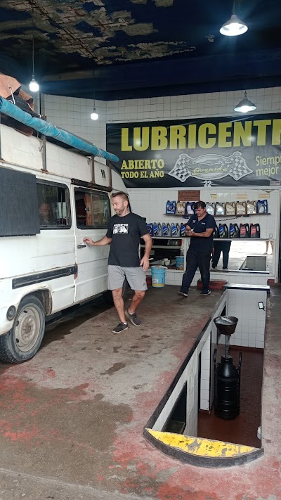 Lubricentro Avenida