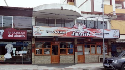 La Jirafita Pizza A La Piedra