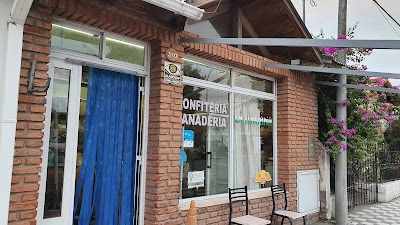 CONFITERÍA Y PANADERÍA LA ITALIANA