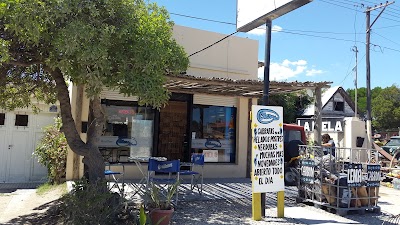 Panadería y Confitería Claro Mar