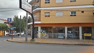 Confitería y Panadería Luján