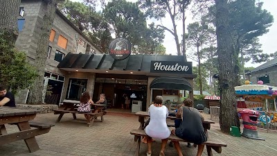 Houston Burger House Costa del Este