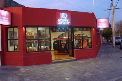 RESPIRA DEPORTE, Tienda de ropa y accesorios deportivos.