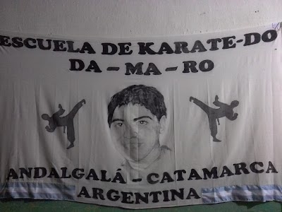 Esc.de Karate Do "DA.MA.RO"