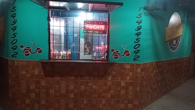 sandwicheria y pizzeria Mas Q' Lomos