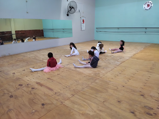 Academia -Taller de Danzas Jorgelina Sánchez