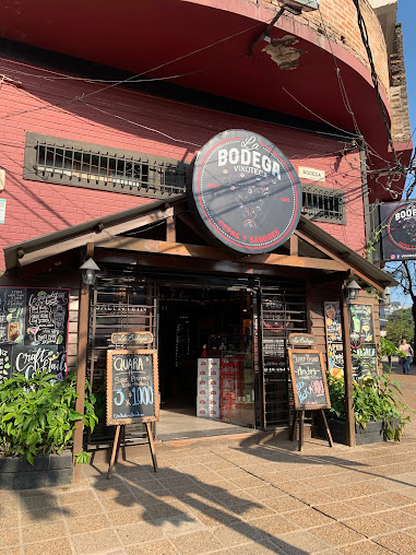 Vinoteca la Bodega Corrientes