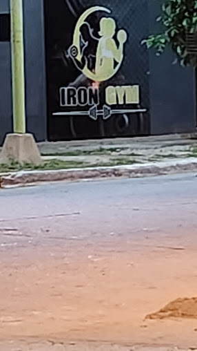 IRON GYM