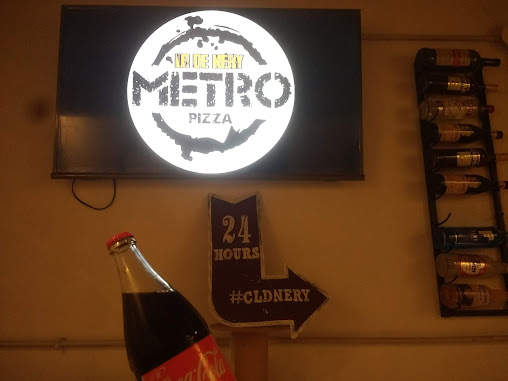 LO DE NERY-CERVECERÍA Y PIZZERÍA POR METRO