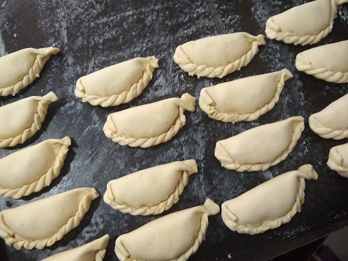 LA REINA PANADERIA ARTESANAL