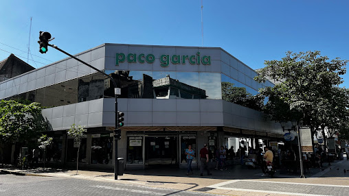 Paco Garcia - Casa de Deportes Venta de Zapatillas, Ropa y Accesorios Deportivos