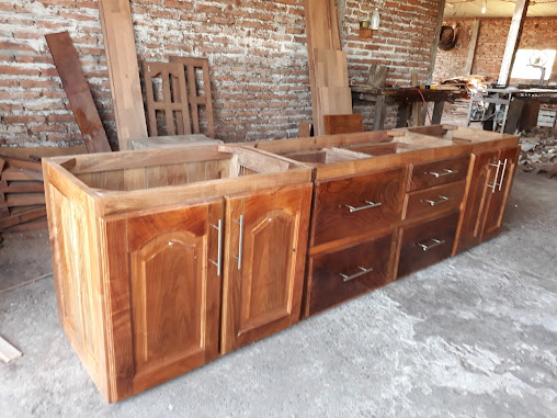 Muebles de Algarrobo Chaco